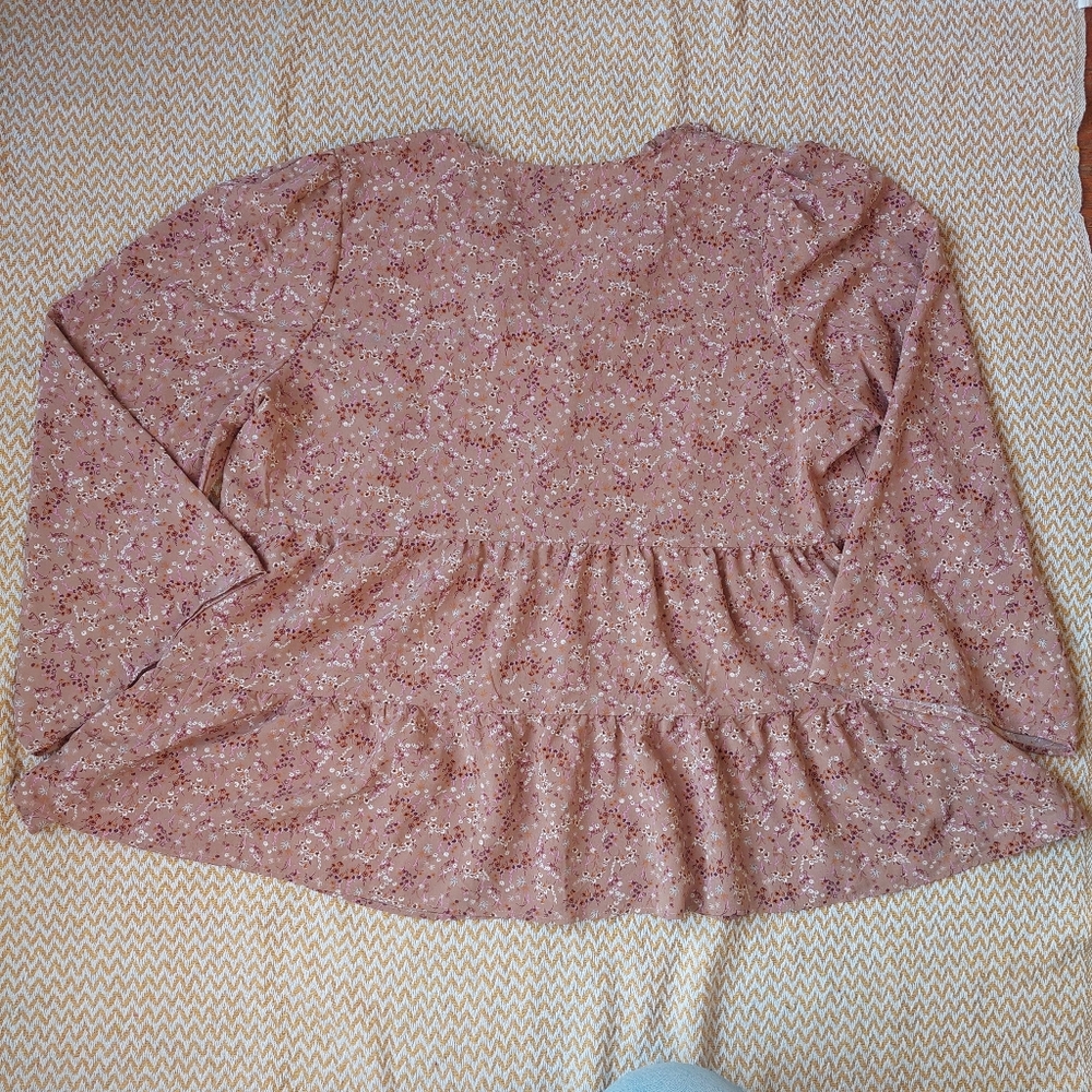 Women's Pink Floral Ruffle V-Neck Peplum Blouse - Picture 5 of 6